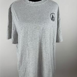 Disney Gray Short Sleeve Tee Star Wars men’s medium